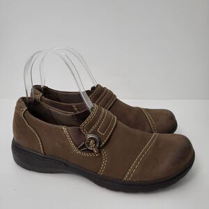 CLARKS Carleigh Pearl Womens 7N Narrow Brown Nubuck Leather Loafers Comfort